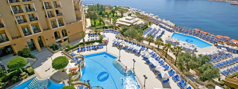 Corinthia Hotel St. George’s Bay viešbutis Maltos pakrantėje