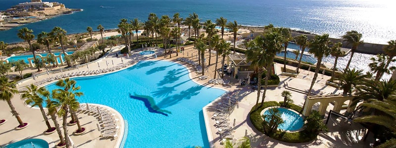 Hilton Malta viešbutis ant jūros kranto
